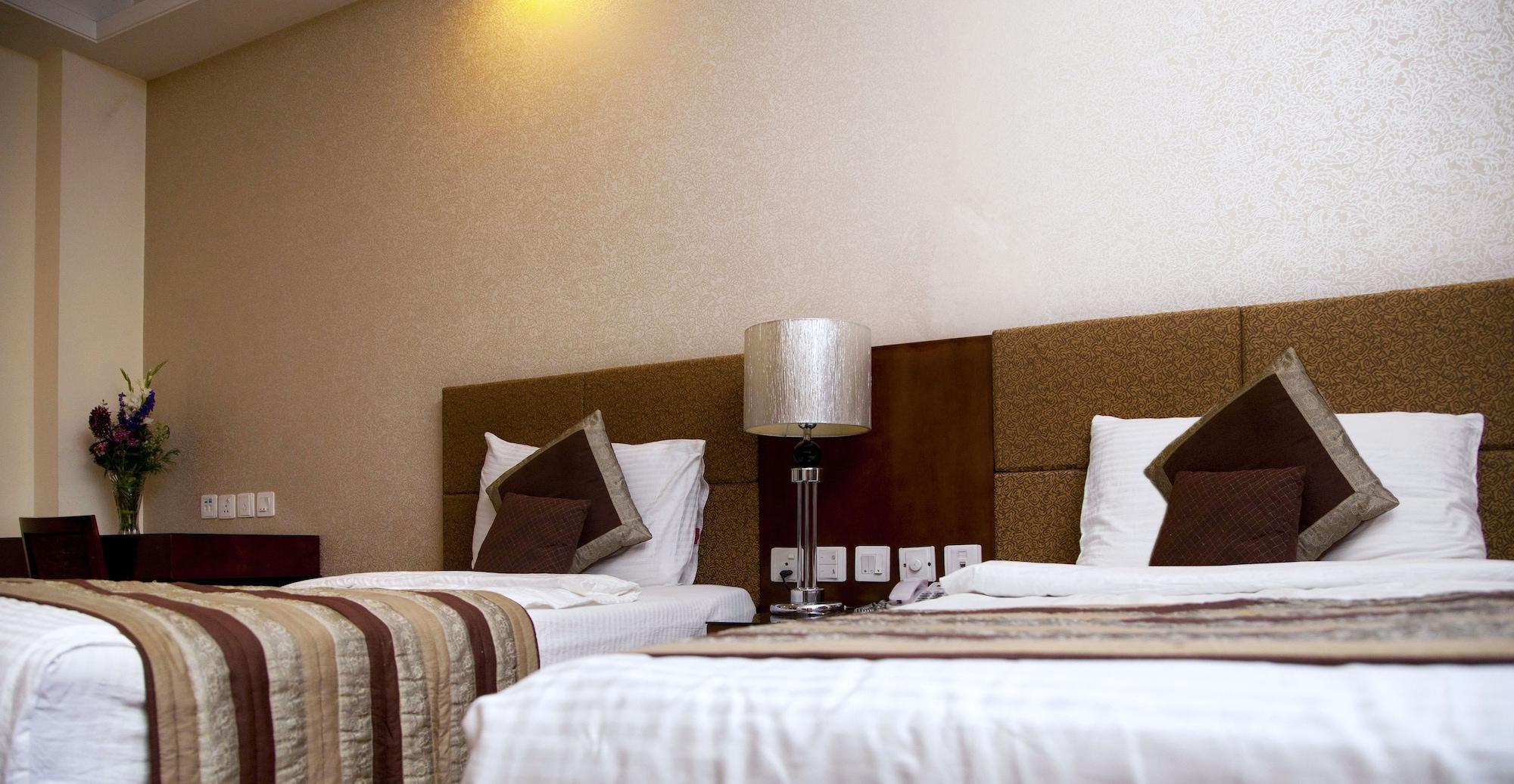 Alpina Hotels & Suites Neu-Delhi Exterior foto