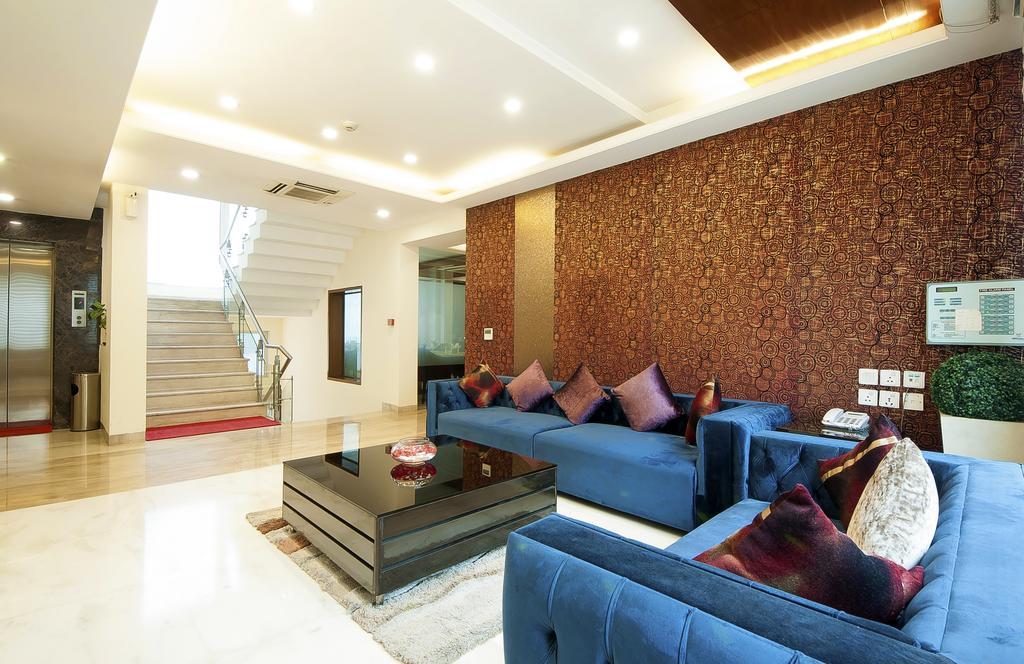 Alpina Hotels & Suites Neu-Delhi Exterior foto