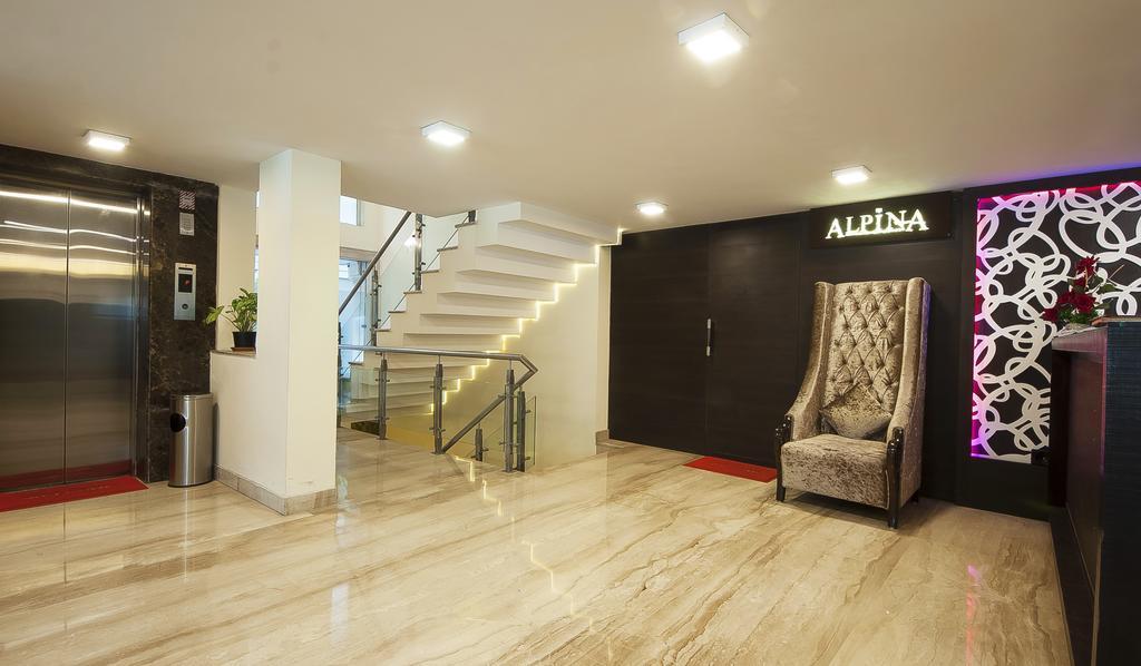 Alpina Hotels & Suites Neu-Delhi Exterior foto