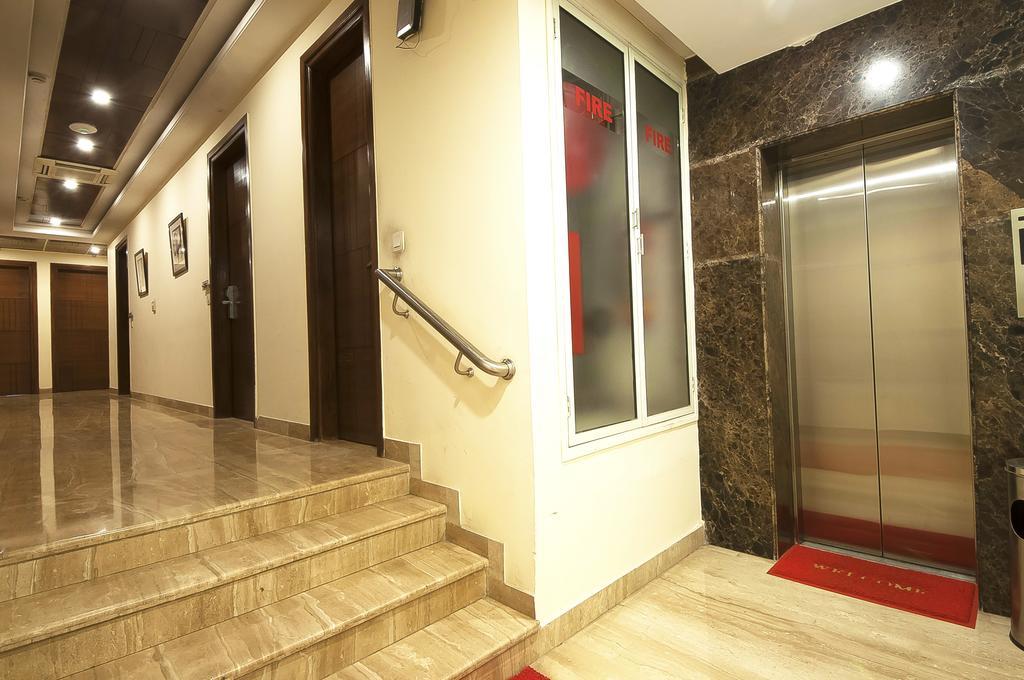 Alpina Hotels & Suites Neu-Delhi Exterior foto