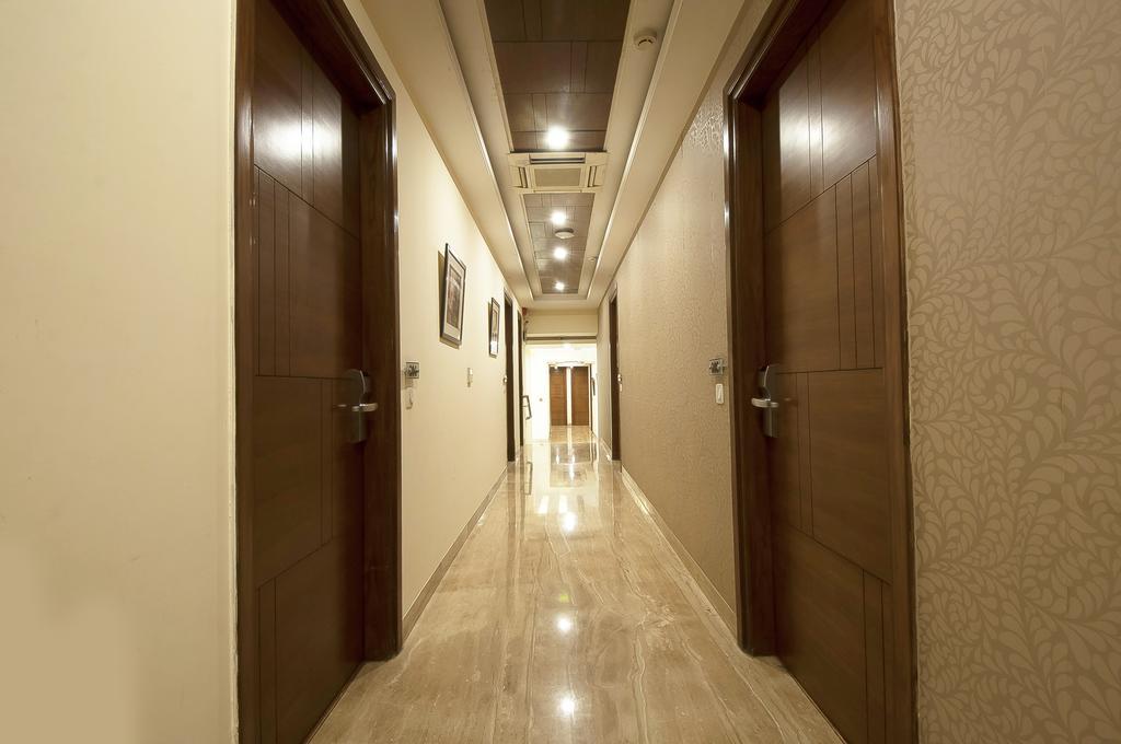Alpina Hotels & Suites Neu-Delhi Exterior foto