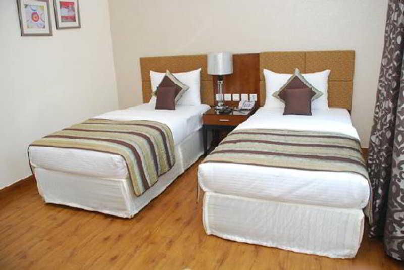 Alpina Hotels & Suites Neu-Delhi Exterior foto