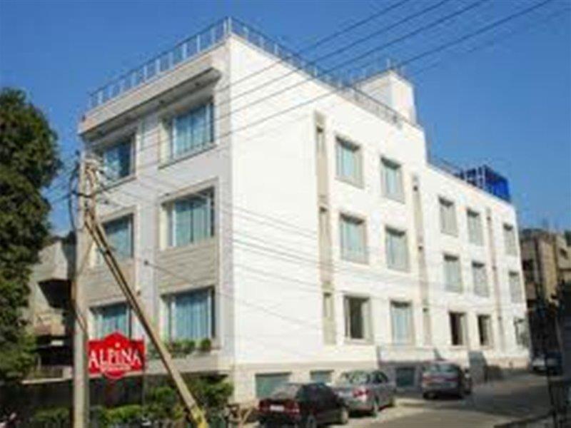 Alpina Hotels & Suites Neu-Delhi Exterior foto