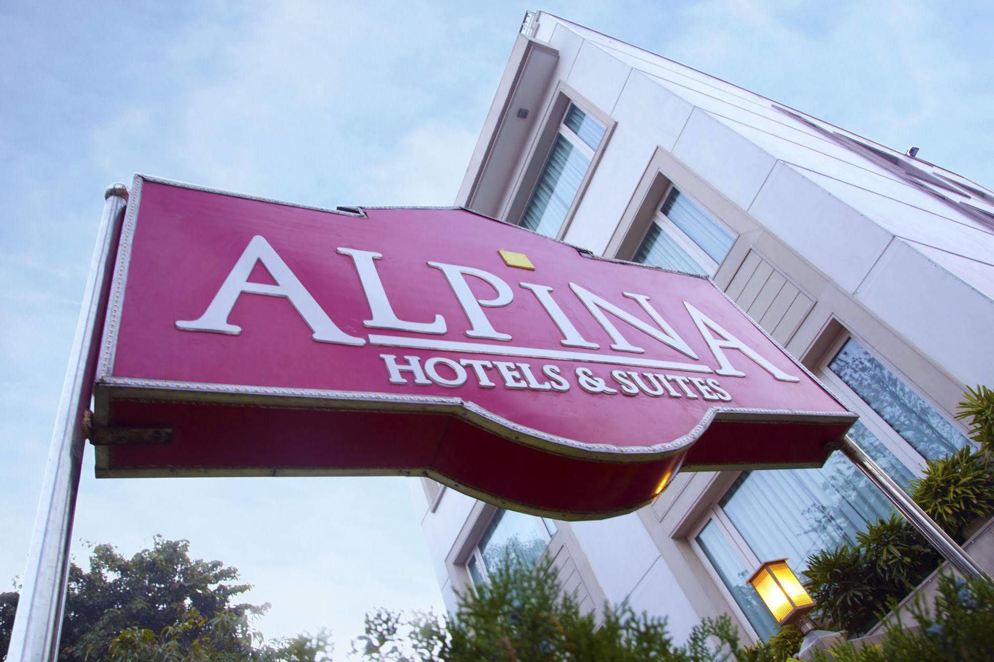 Alpina Hotels & Suites Neu-Delhi Exterior foto
